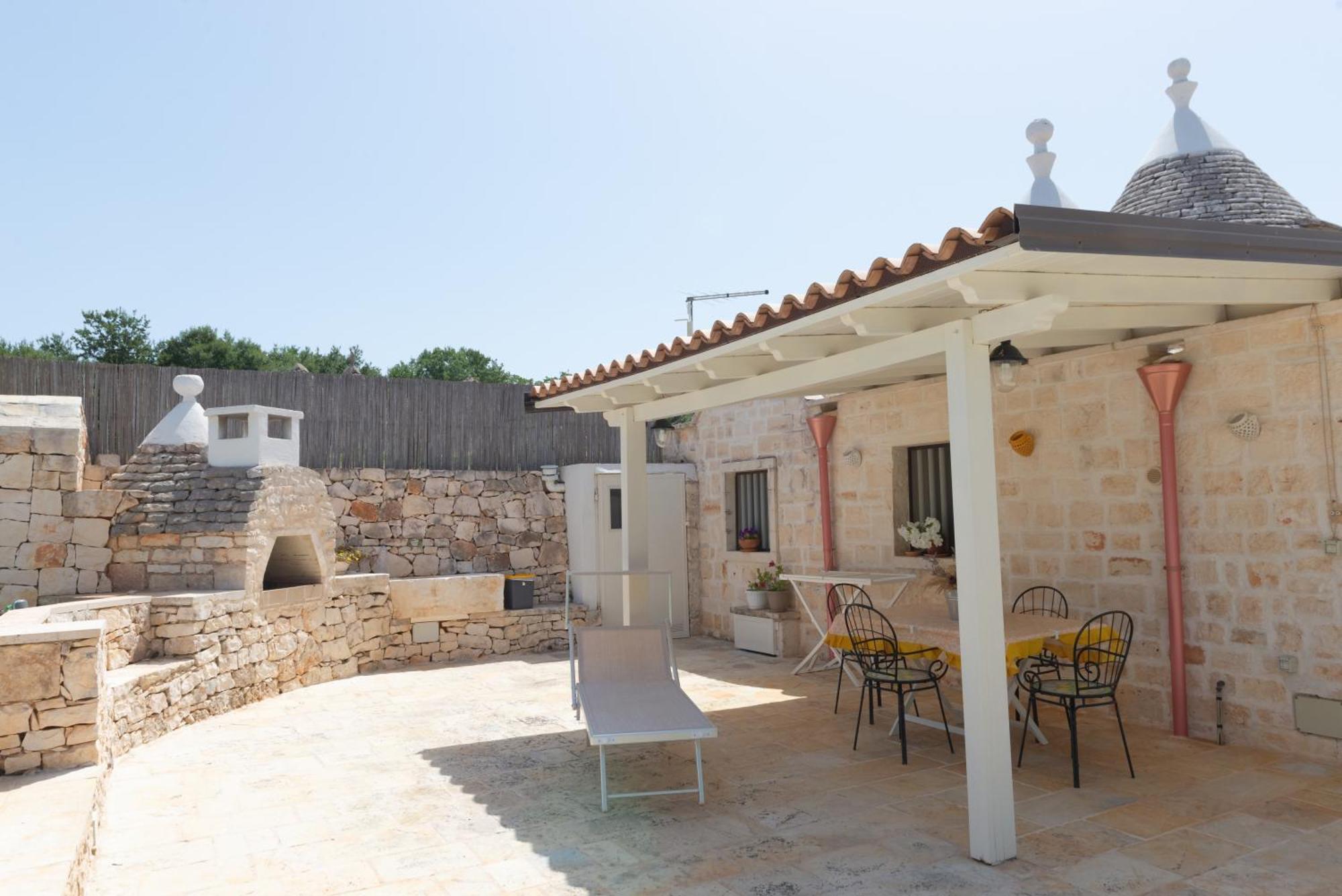 チステルニーノ Trullo Filippo With Exclusive Poolヴィラ エクステリア 写真