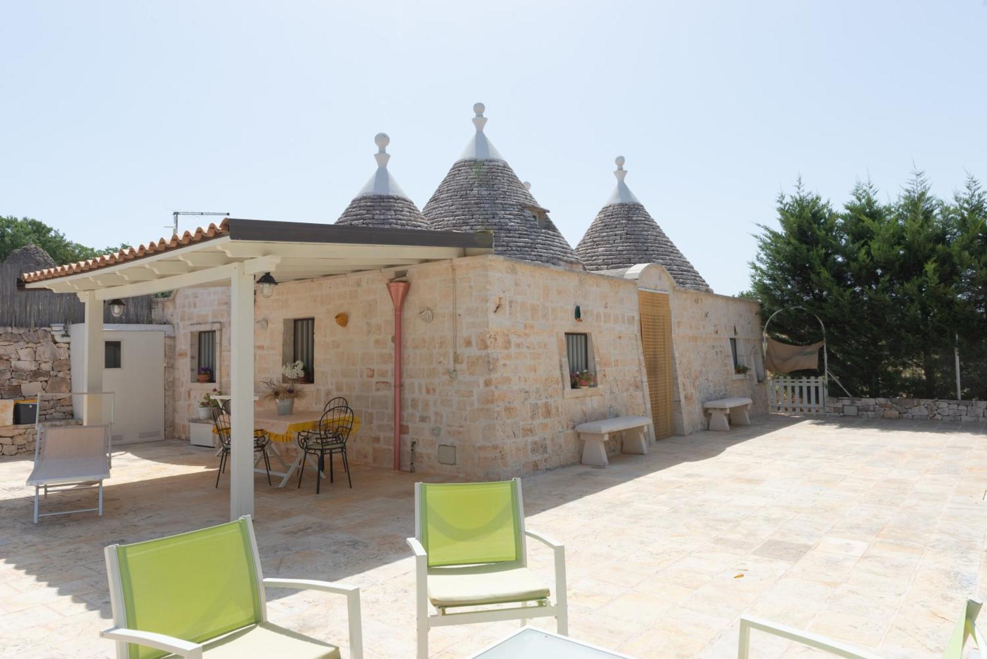 チステルニーノ Trullo Filippo With Exclusive Poolヴィラ エクステリア 写真