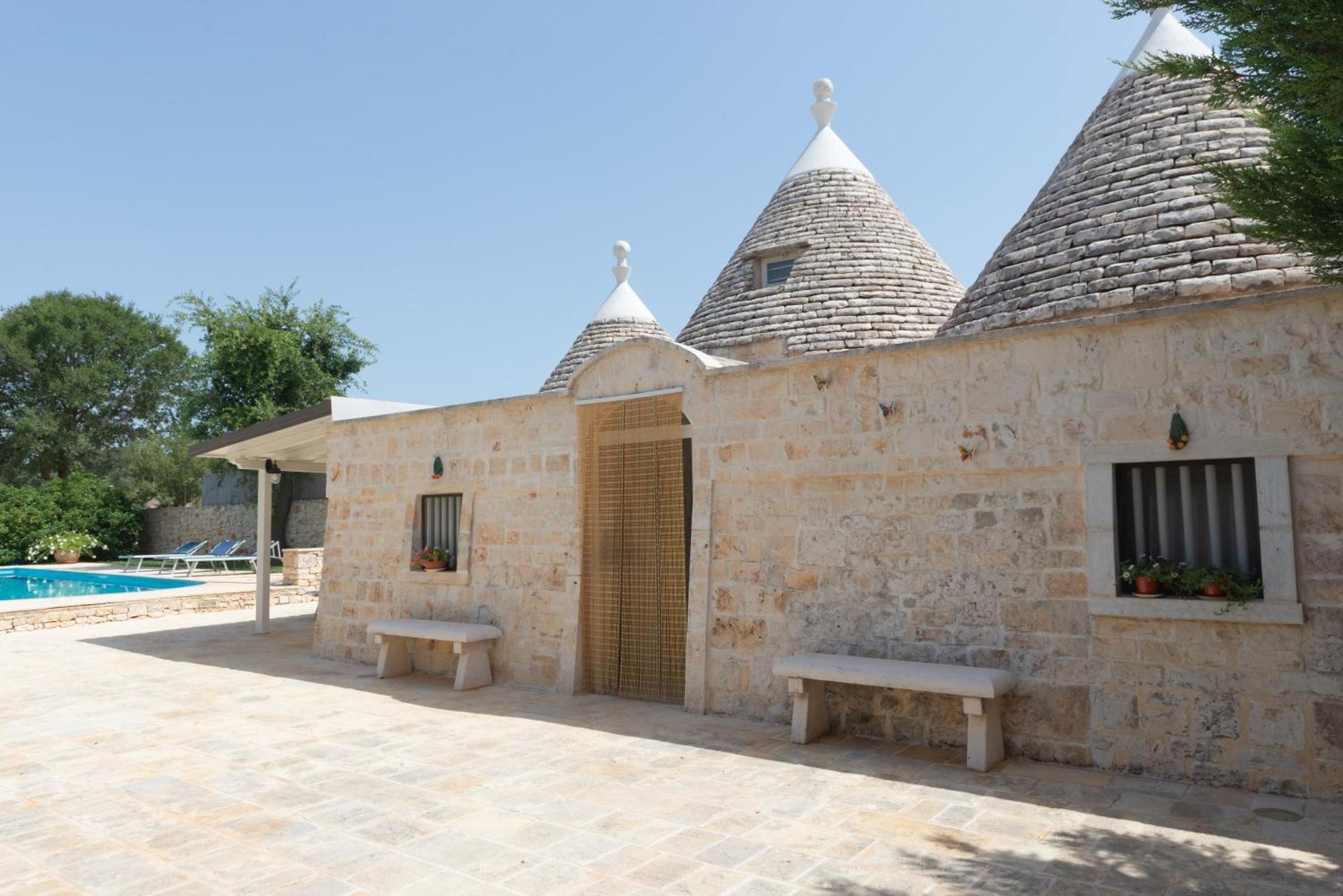 チステルニーノ Trullo Filippo With Exclusive Poolヴィラ エクステリア 写真